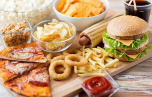 Mengenal 10 Makanan Pemicu Kanker yang Perlu Diwaspadai